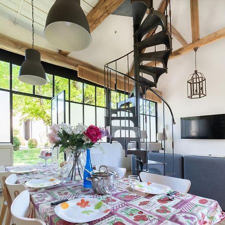 Le Clos Du Tilleul Fabuleuse Propriete 15 A 30 Pers Piscine Au Coeur D'Un Charmant Village Thilouze Ngoại thất bức ảnh