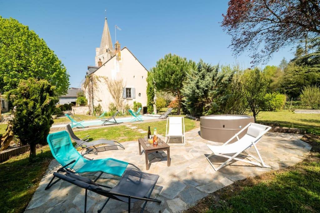 Le Clos Du Tilleul Fabuleuse Propriete 15 A 30 Pers Piscine Au Coeur D'Un Charmant Village Thilouze Ngoại thất bức ảnh